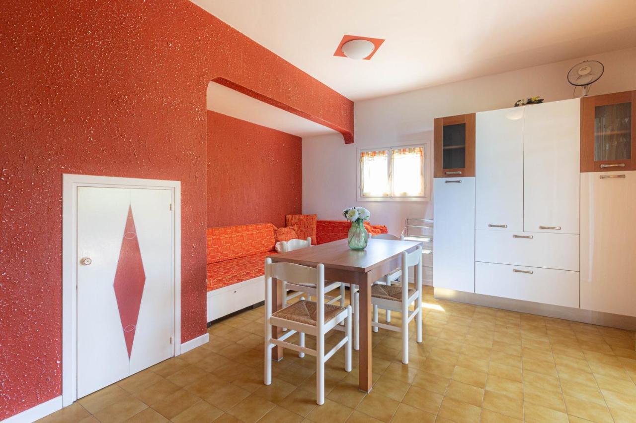 Holiday home Porto Santa Margherita 40296 Exterior foto